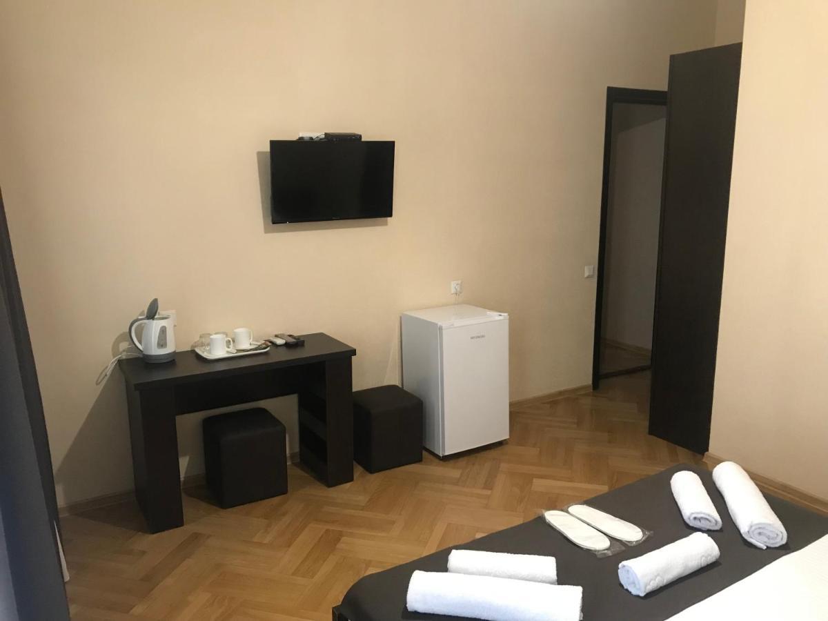 Family Guest House Tiflis Dış mekan fotoğraf