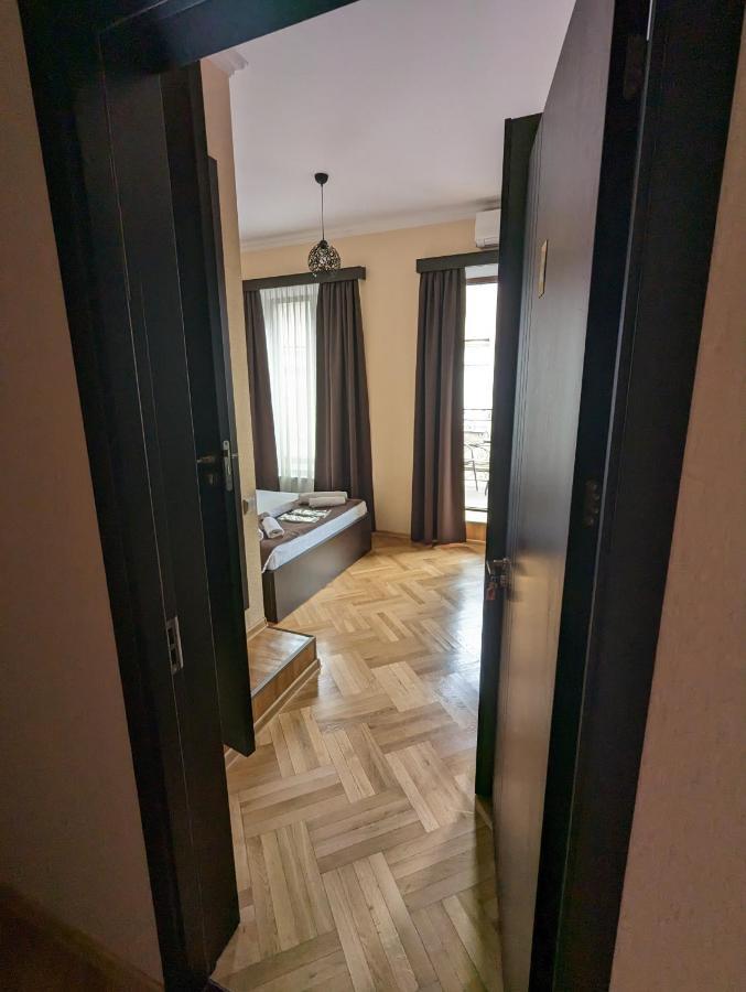 Family Guest House Tiflis Dış mekan fotoğraf